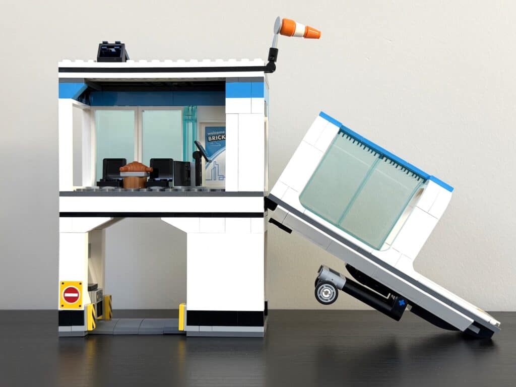 lego city 60502 airport with airplane00002