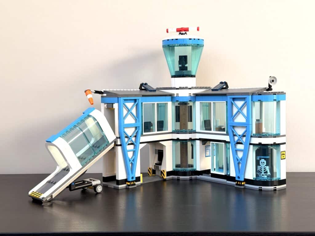 lego city 60502 airport with airplane00020