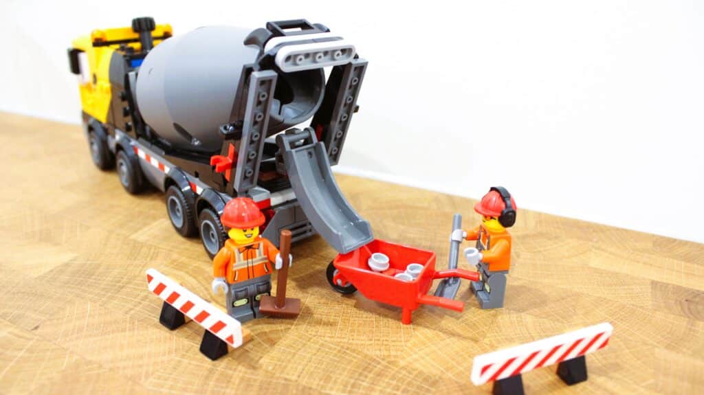 lego city 70478 cement mixer 09