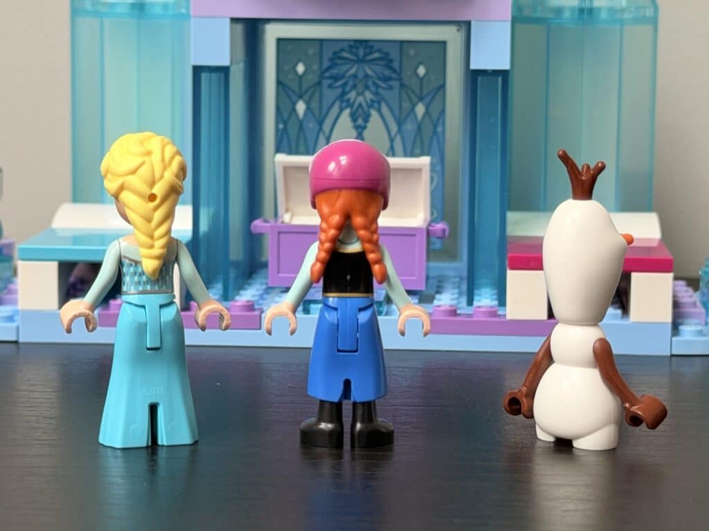 lego disney 43281 elsa’s ice castle and snow ride00006