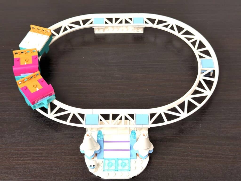 lego disney 43281 elsa’s ice castle and snow ride00012