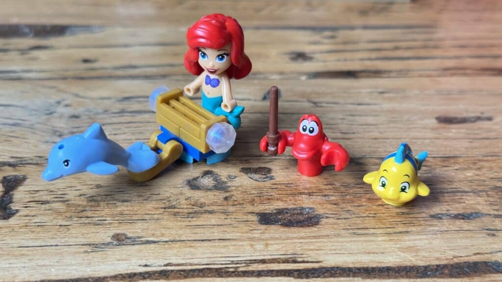 lego disney princess 43285 ariel's magical mini palace10