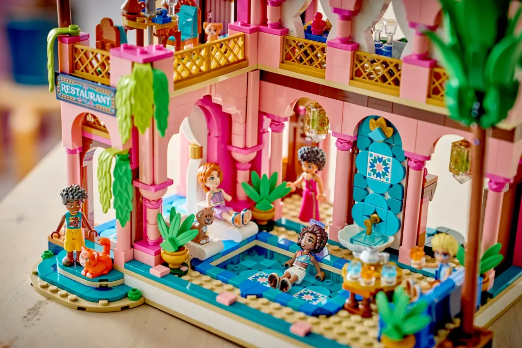 lego friends 42691 garden restaurant (3)