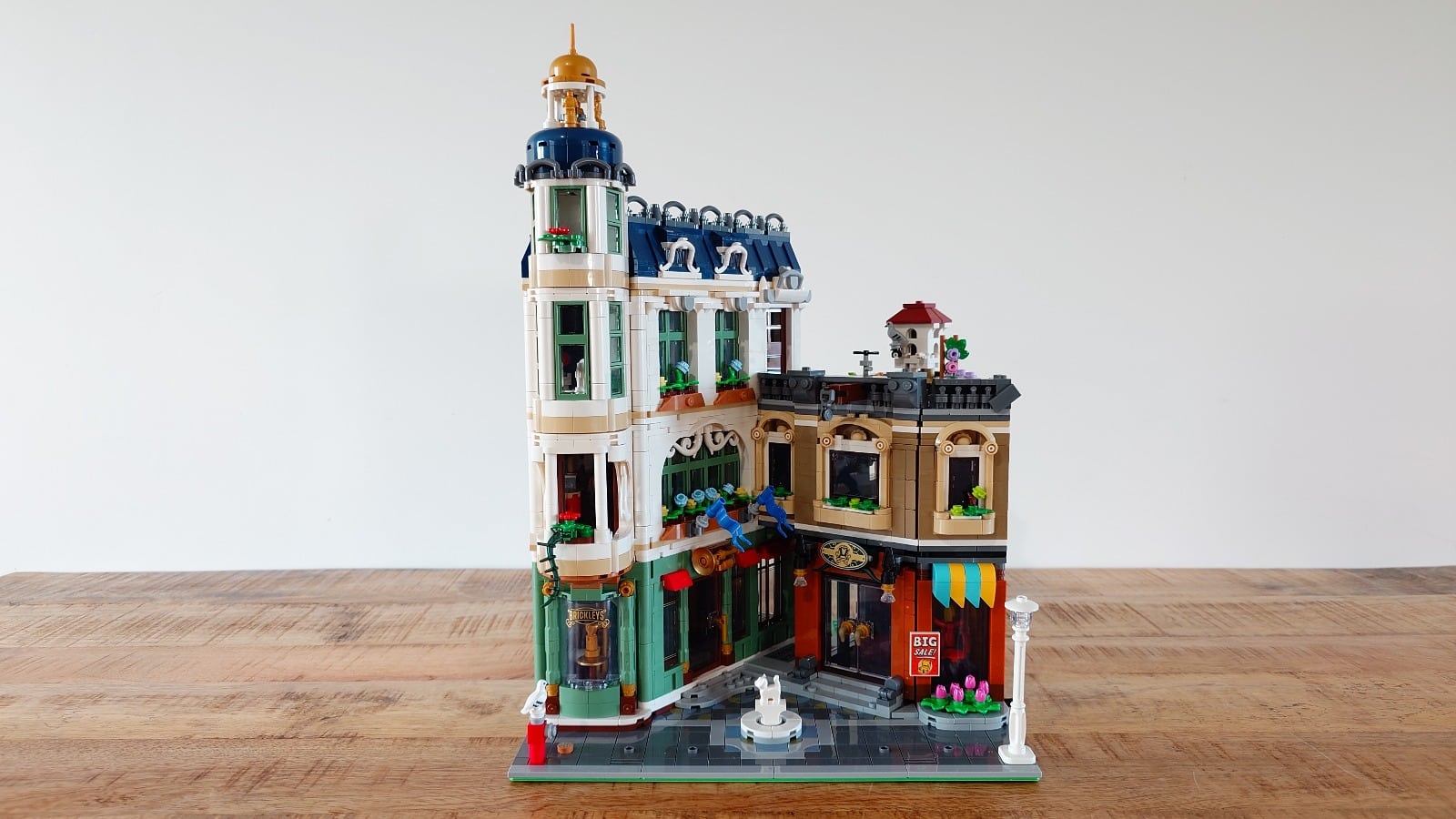 lego icons 11371 shopping street (7)