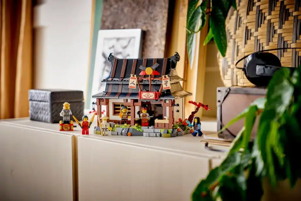 lego ninjago 71858 four weapons blacksmith (3)