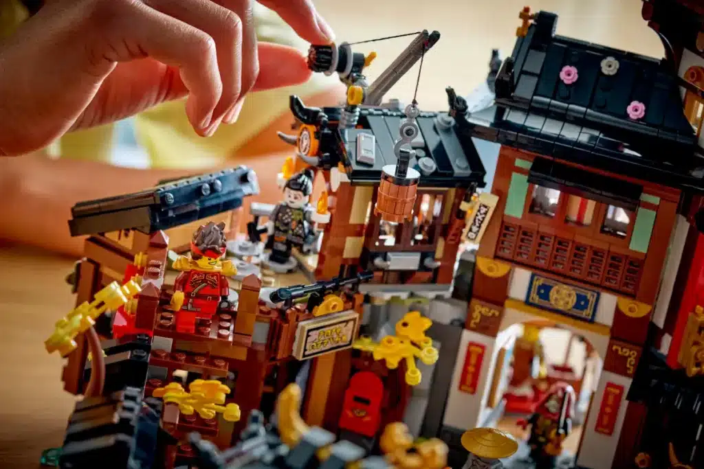 lego ninjago 71861 the old town (4)