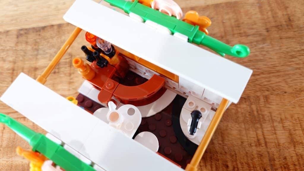 lumibricks heritage tram and station (3)