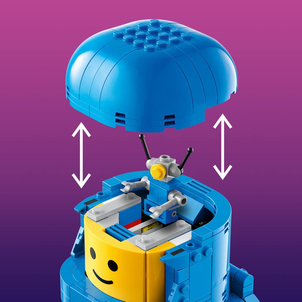 lego 40921 scaled up blue astronaut minifigure (2)