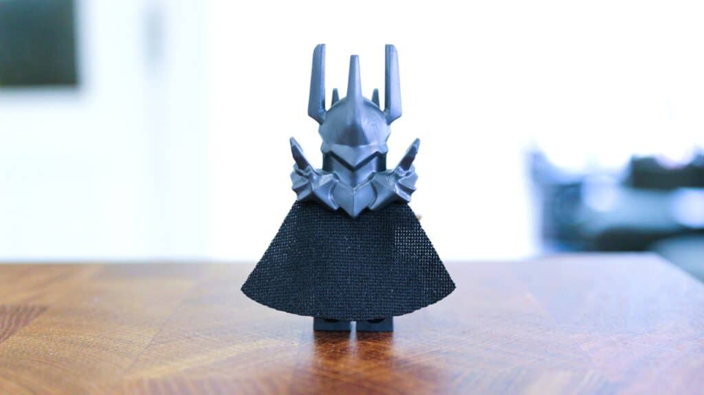 lego lord of the rings 11373 saurons helmet 03