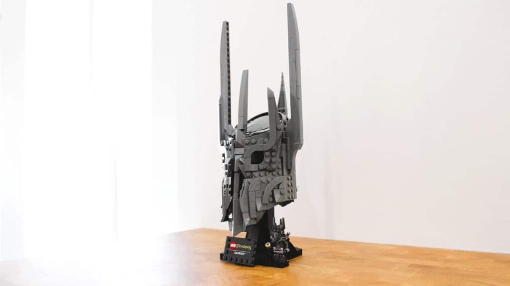 lego lord of the rings 11373 saurons helmet 12