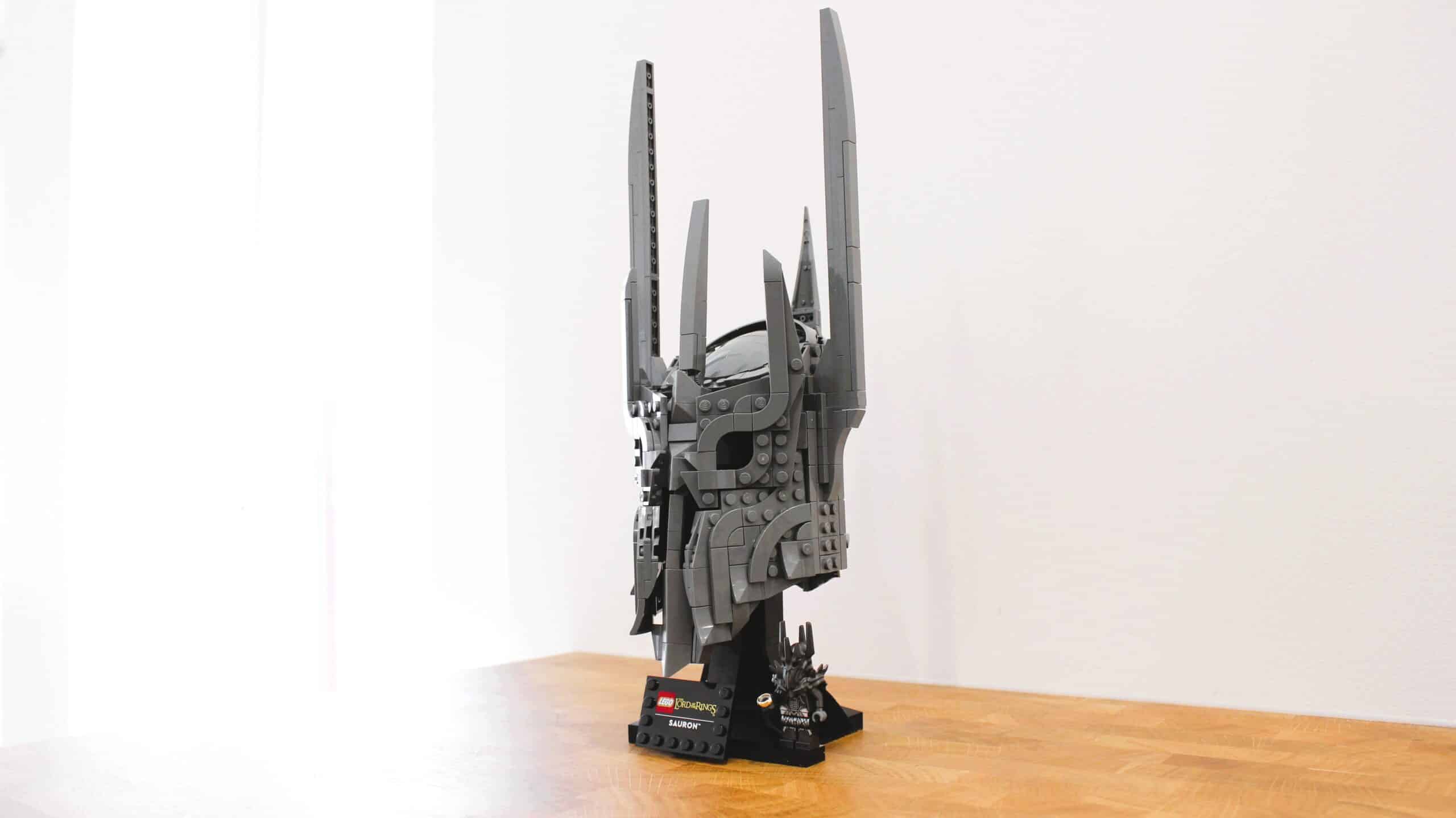 lego lord of the rings 11373 saurons helmet 12