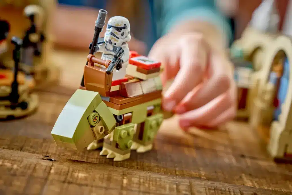 lego star wars 75425 mos eisley cantina (3)