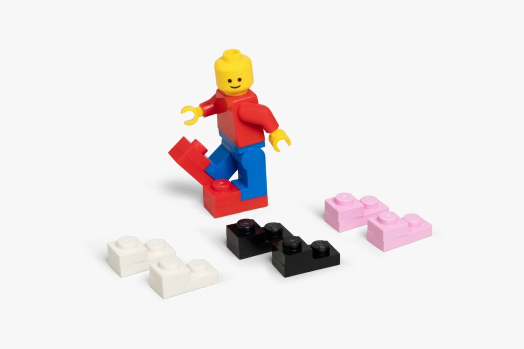 lego x crocs lego brick clog (9)