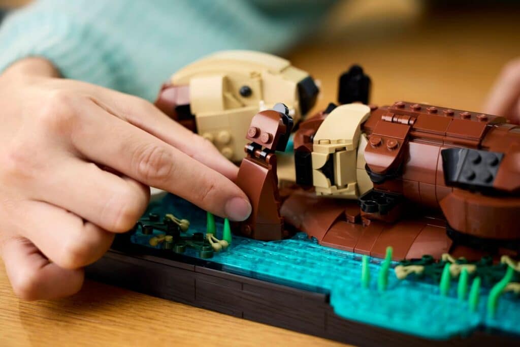 lego ideas 21366 floating sea otters (3)