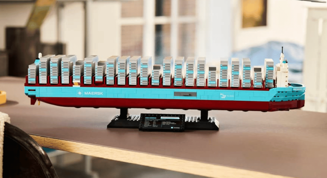 lego releases maart 2026 lego 40955 maersk dual fuel container vessel