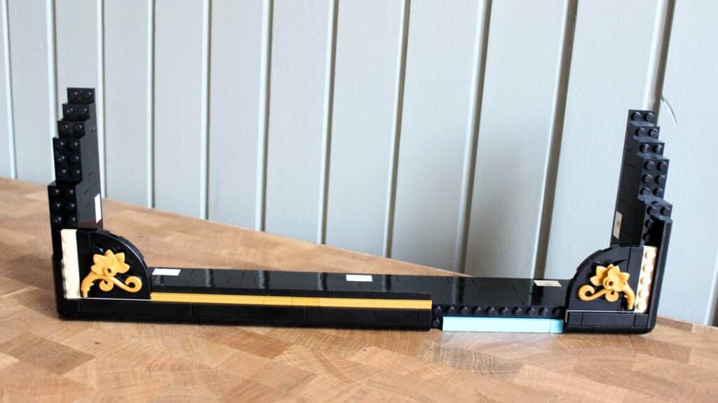 lego art 31218 japanese cherry blossom landscape 04