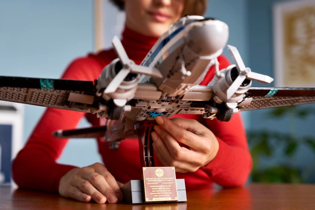 lego icons 11378 douglas dc 3 pan am airliner (4)