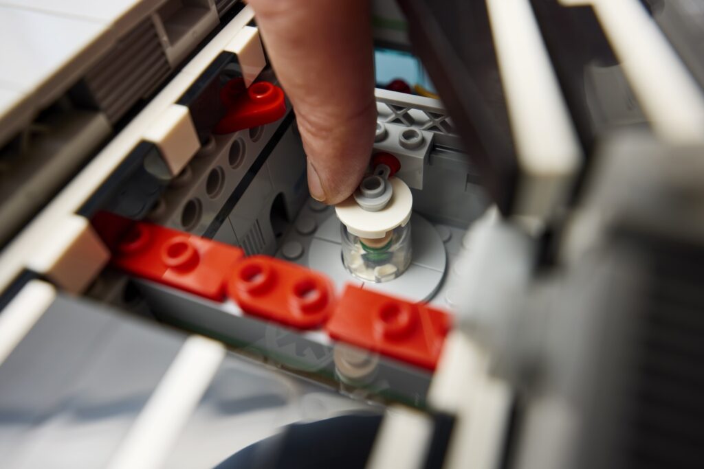 lego marvel 76354 s.h.i.e.l.d. helicarrier (11)