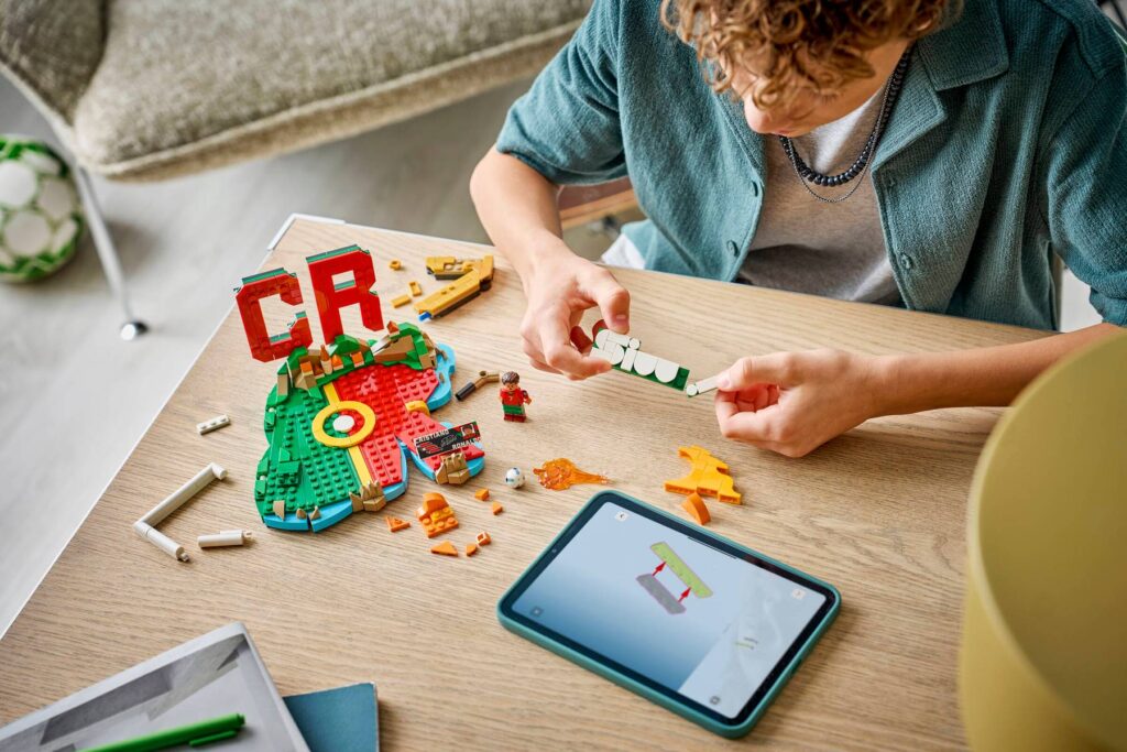 lego editions 43012 cristiano ronaldo soccer highlights (1)