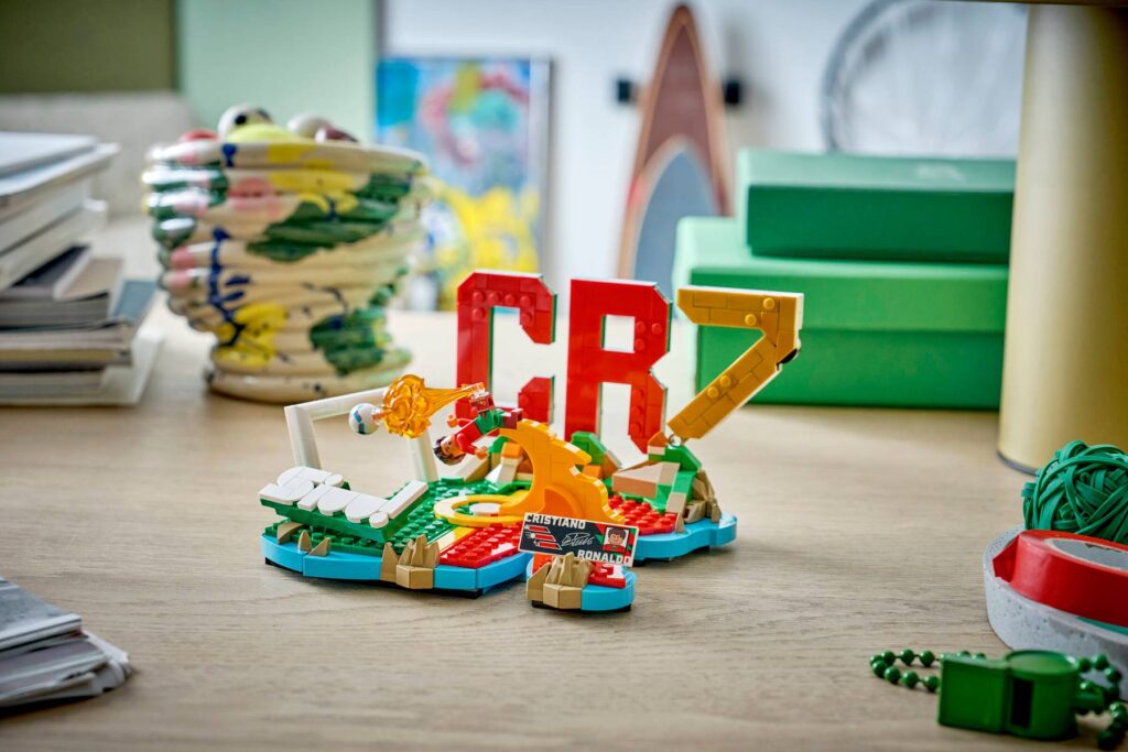 lego editions 43012 cristiano ronaldo soccer highlights (4)