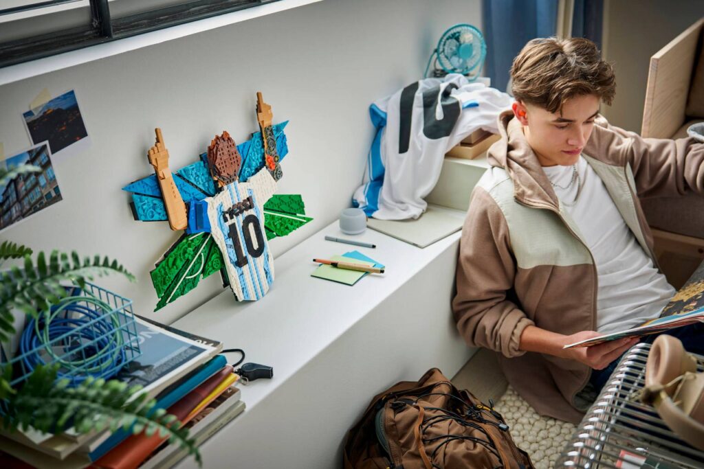 lego editions 43018 lionel messi celebration (1)