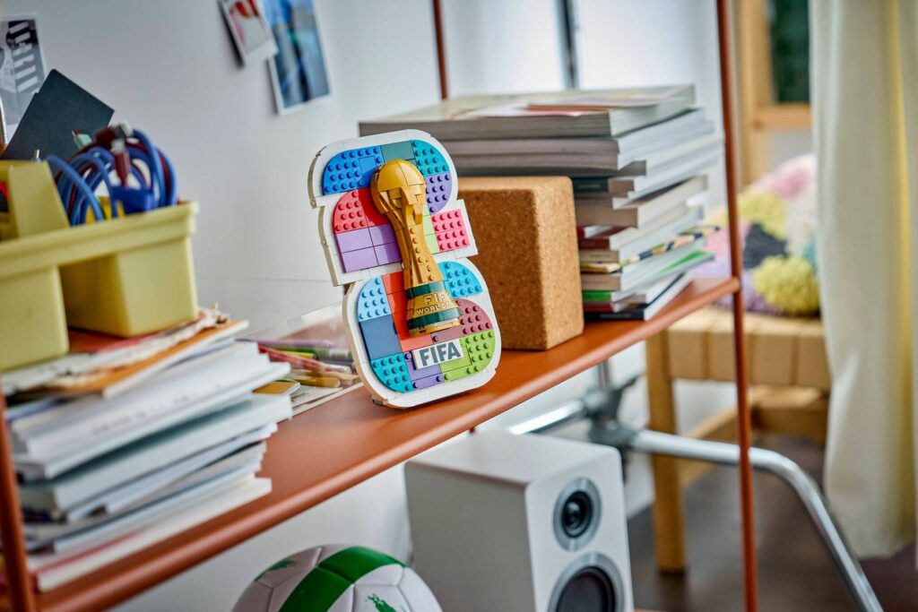 lego editions 43032 fifa world cup 2026 official emblem (4)