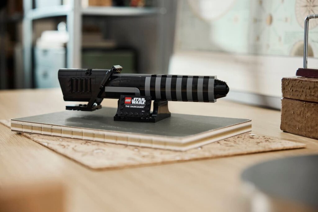lego star wars 40917 the darksaber (2)