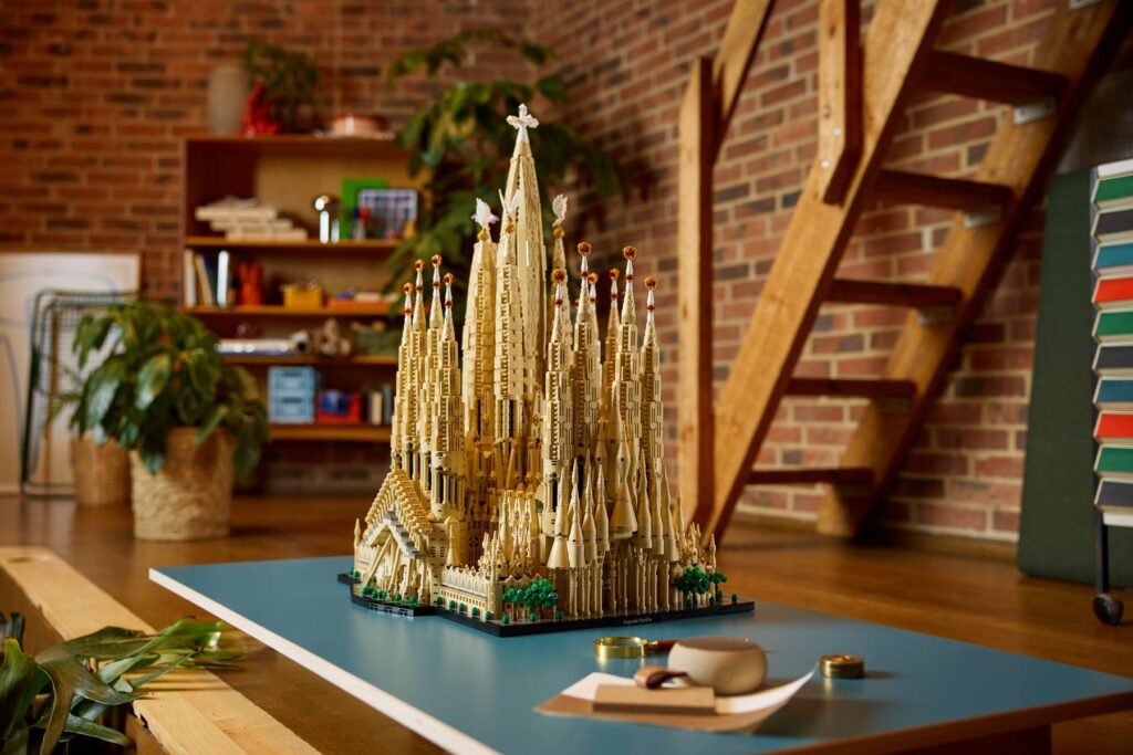 lego architecture 21065 sagrada família (15)