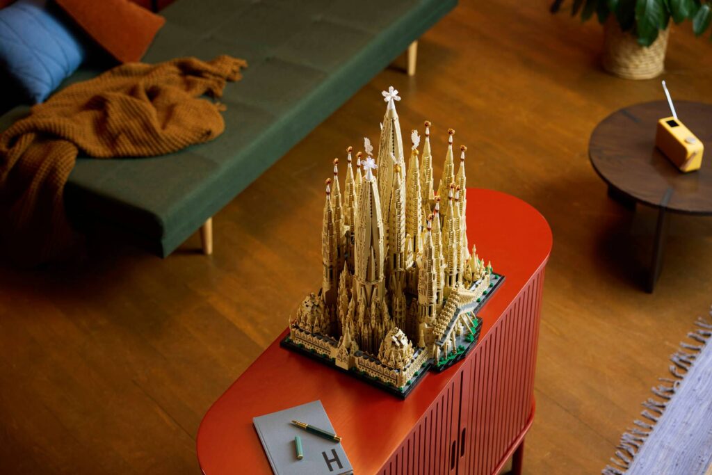 lego architecture 21065 sagrada família (16)