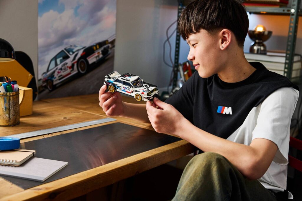 lego speed champions 77263 bmw m3 (e30) (2)