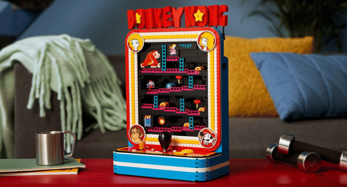 LEGO Super Mario 72051 Donkey Kong Arcade aangekondigd – red vanaf augustus een dame in nood