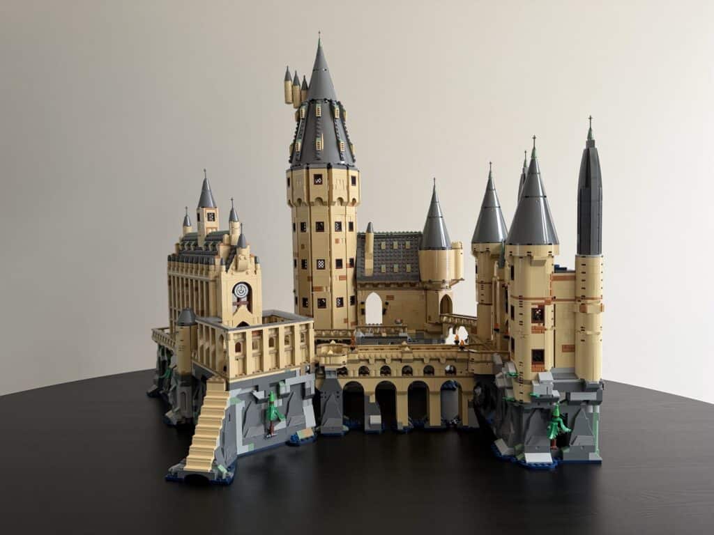 lego harry potter 76473 hogwarts east wing00002