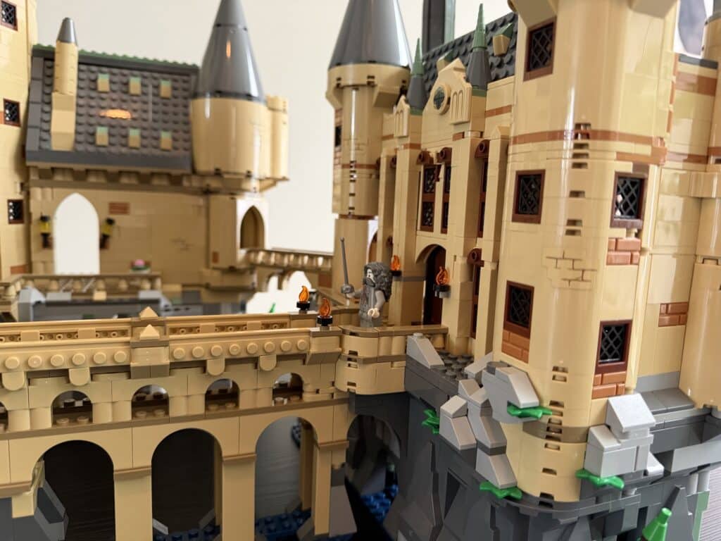 lego harry potter 76473 hogwarts east wing00007