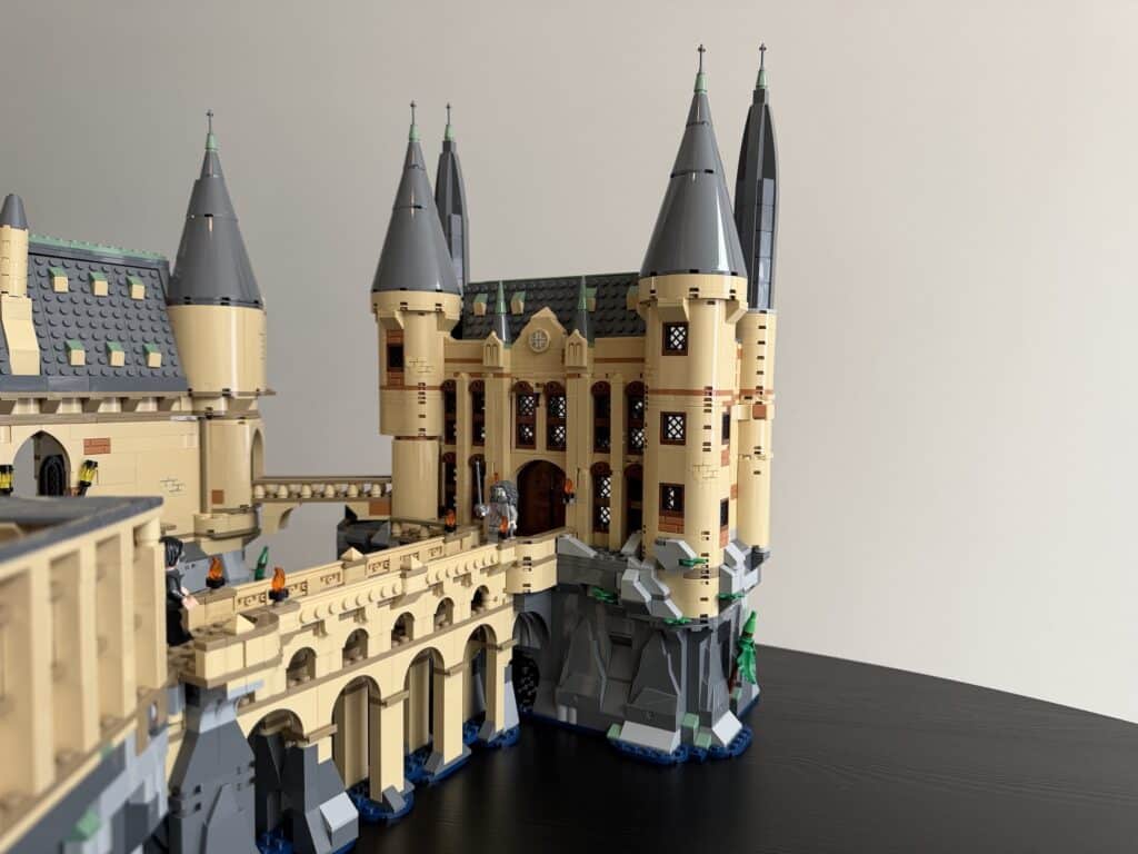lego harry potter 76473 hogwarts east wing00010