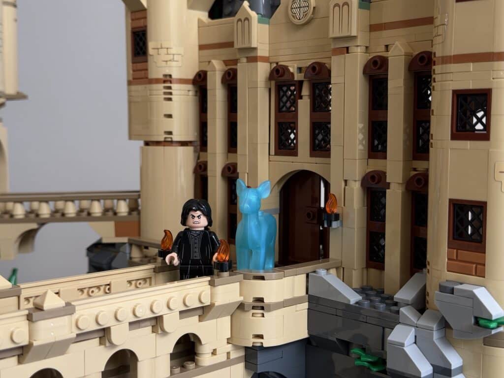 lego harry potter 76473 hogwarts east wing00014