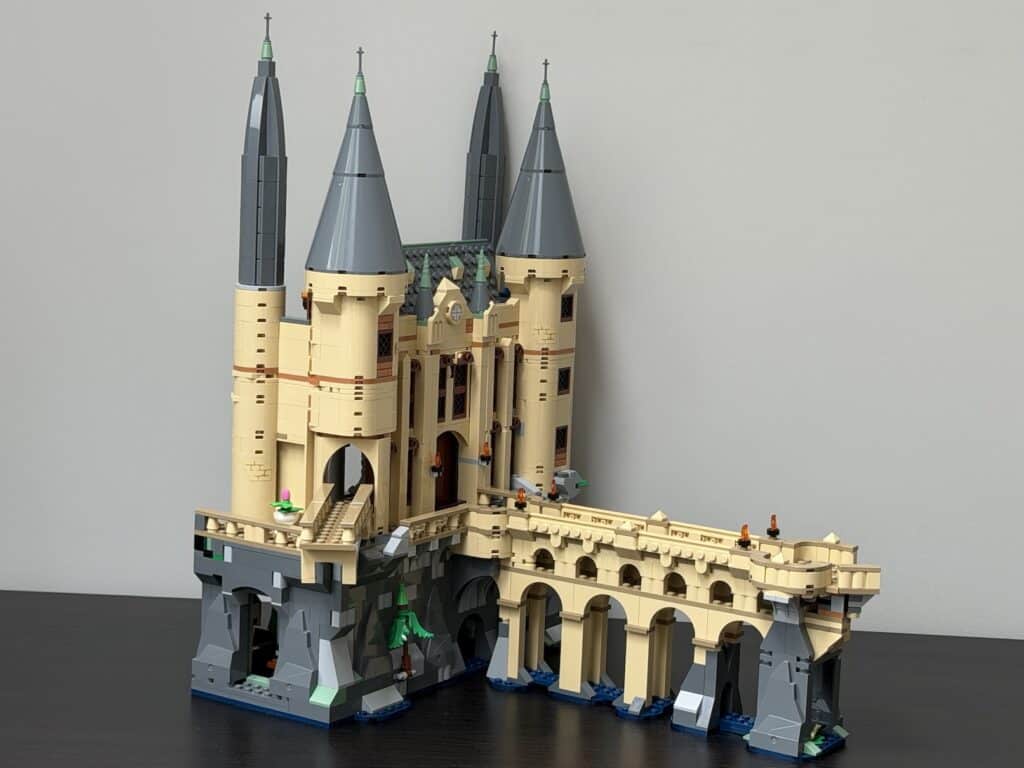 lego harry potter 76473 hogwarts east wing00023