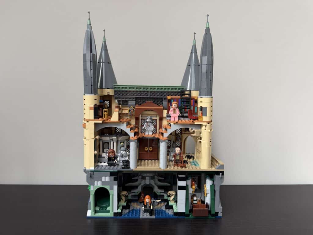 lego harry potter 76473 hogwarts east wing00037