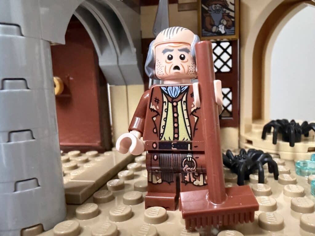 lego harry potter 76473 hogwarts east wing00045