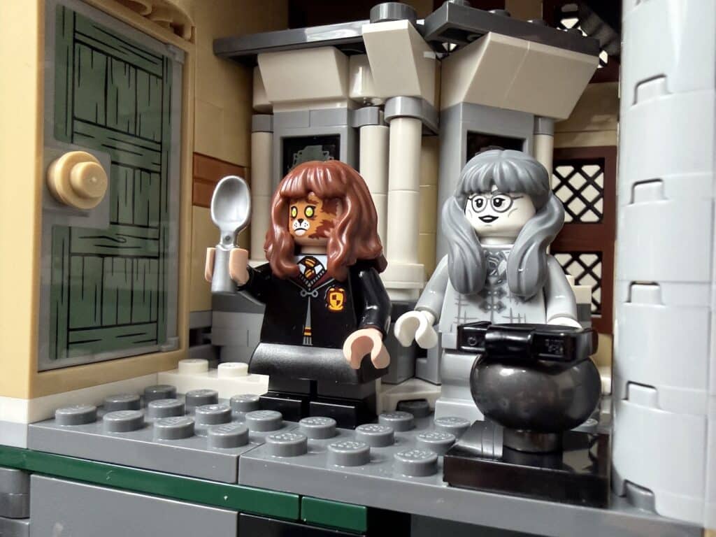 lego harry potter 76473 hogwarts east wing00046