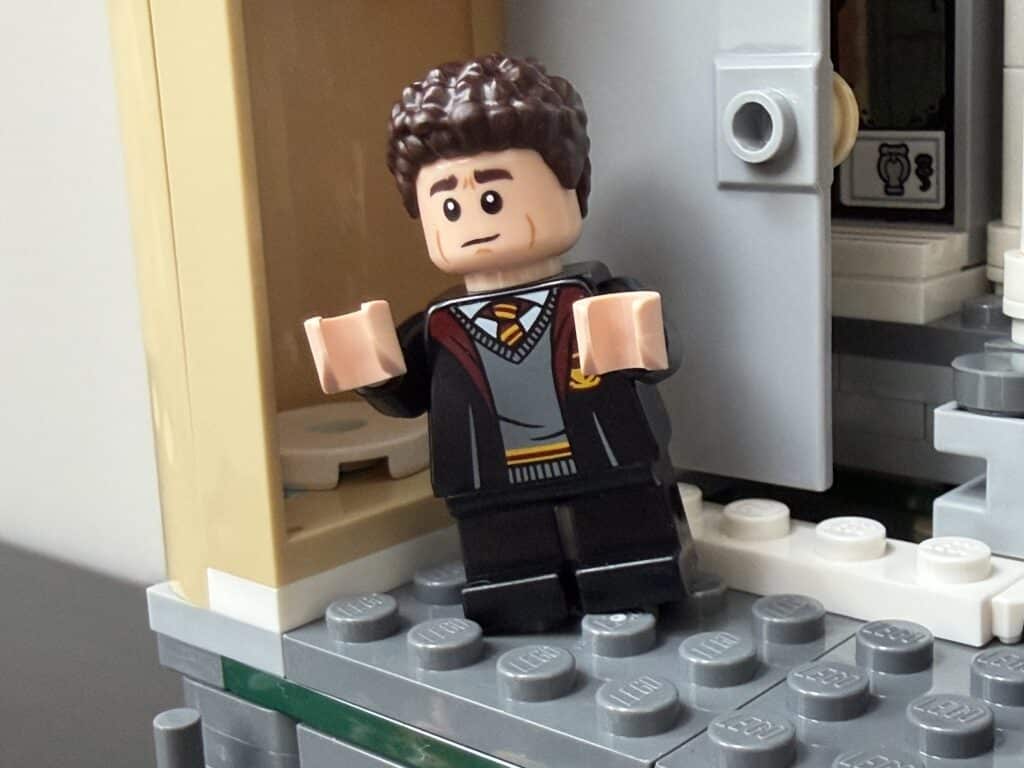 lego harry potter 76473 hogwarts east wing00051