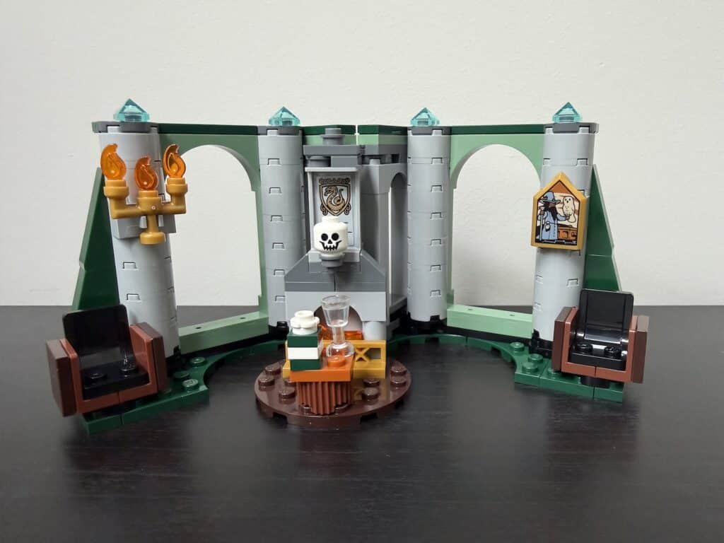 lego harry potter 76473 hogwarts east wing00064