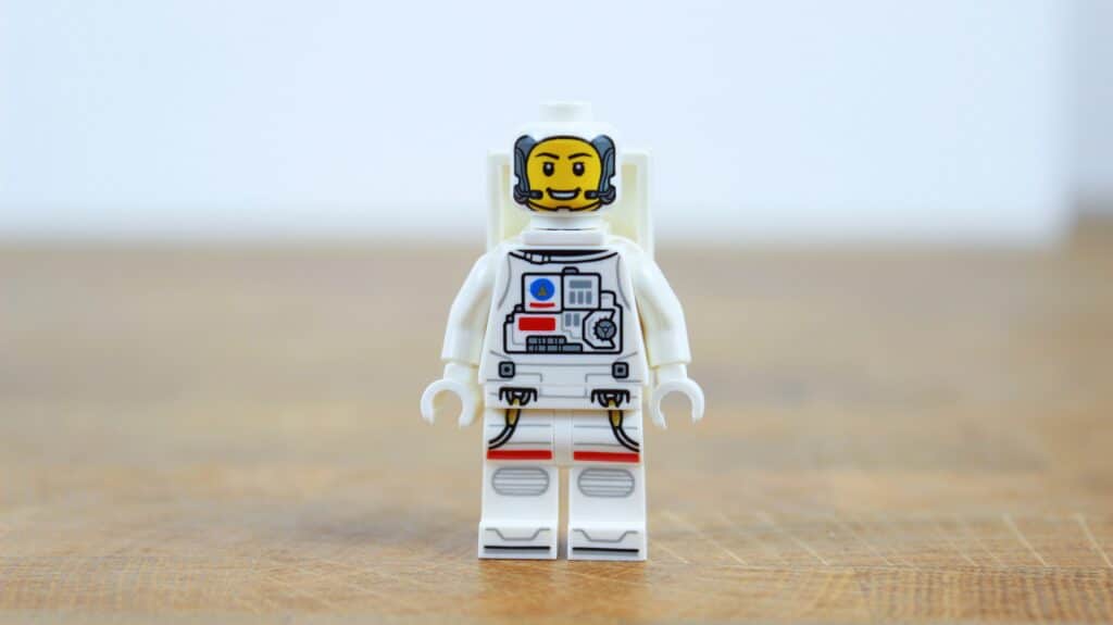 lego icons 11382 hubble space telescope 04