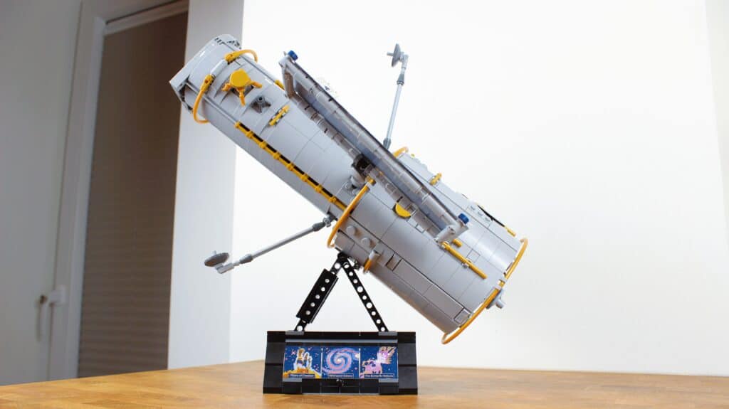 lego icons 11382 hubble space telescope 06
