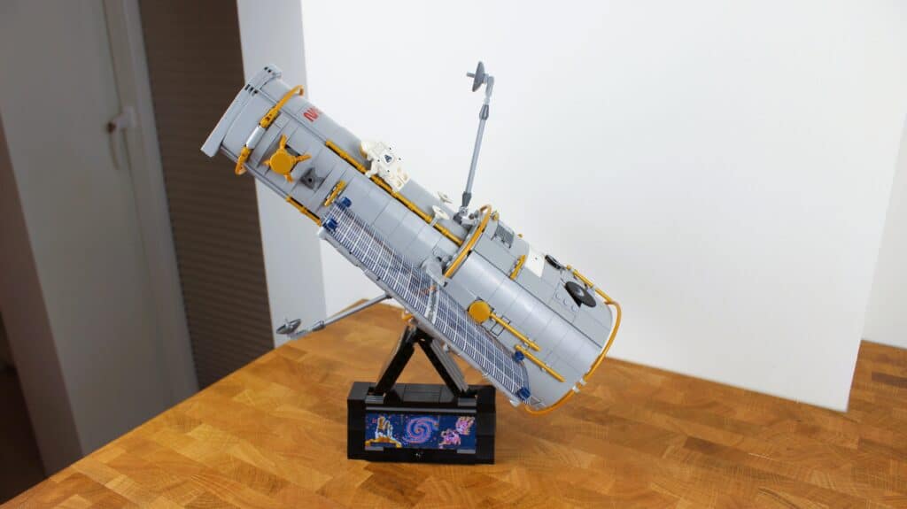 lego icons 11382 hubble space telescope 14