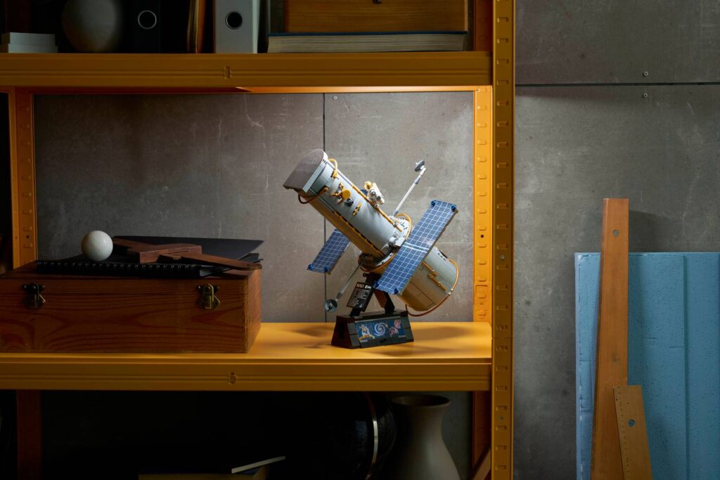 lego icons 11382 hubble space telescope (2)