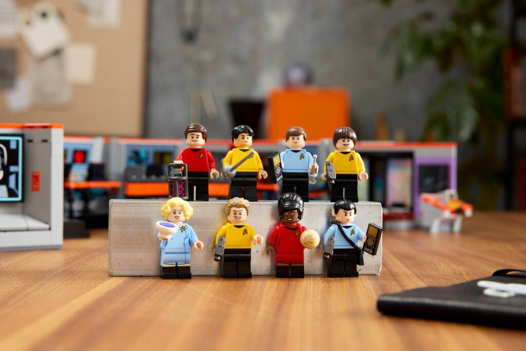 lego icons 11385 star trek u.s.s. enterprise ncc 1701 bridge (5)