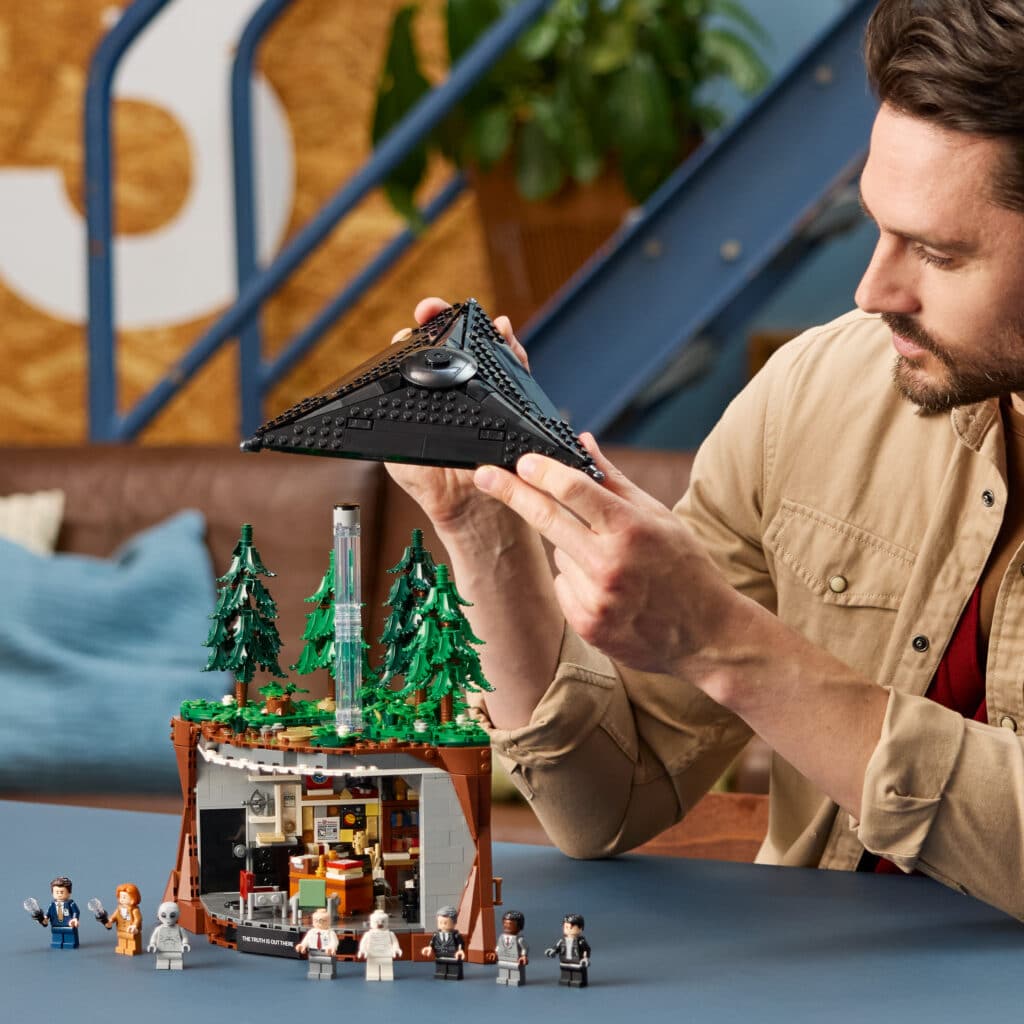 lego ideas 21369 the x files (11)