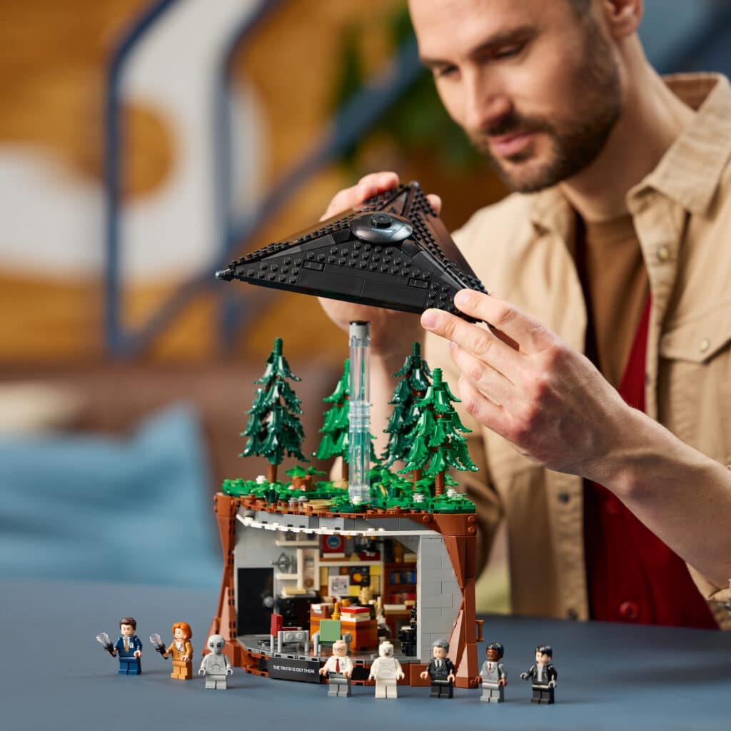 lego ideas 21369 the x files (9)