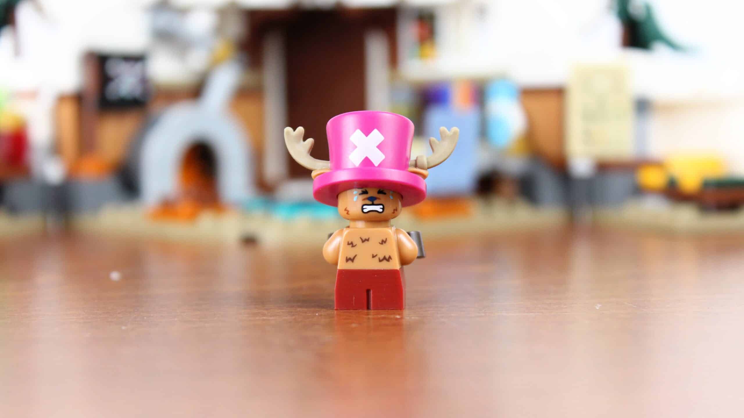 lego one piece 75641 dr. hiriluk's hideout 09