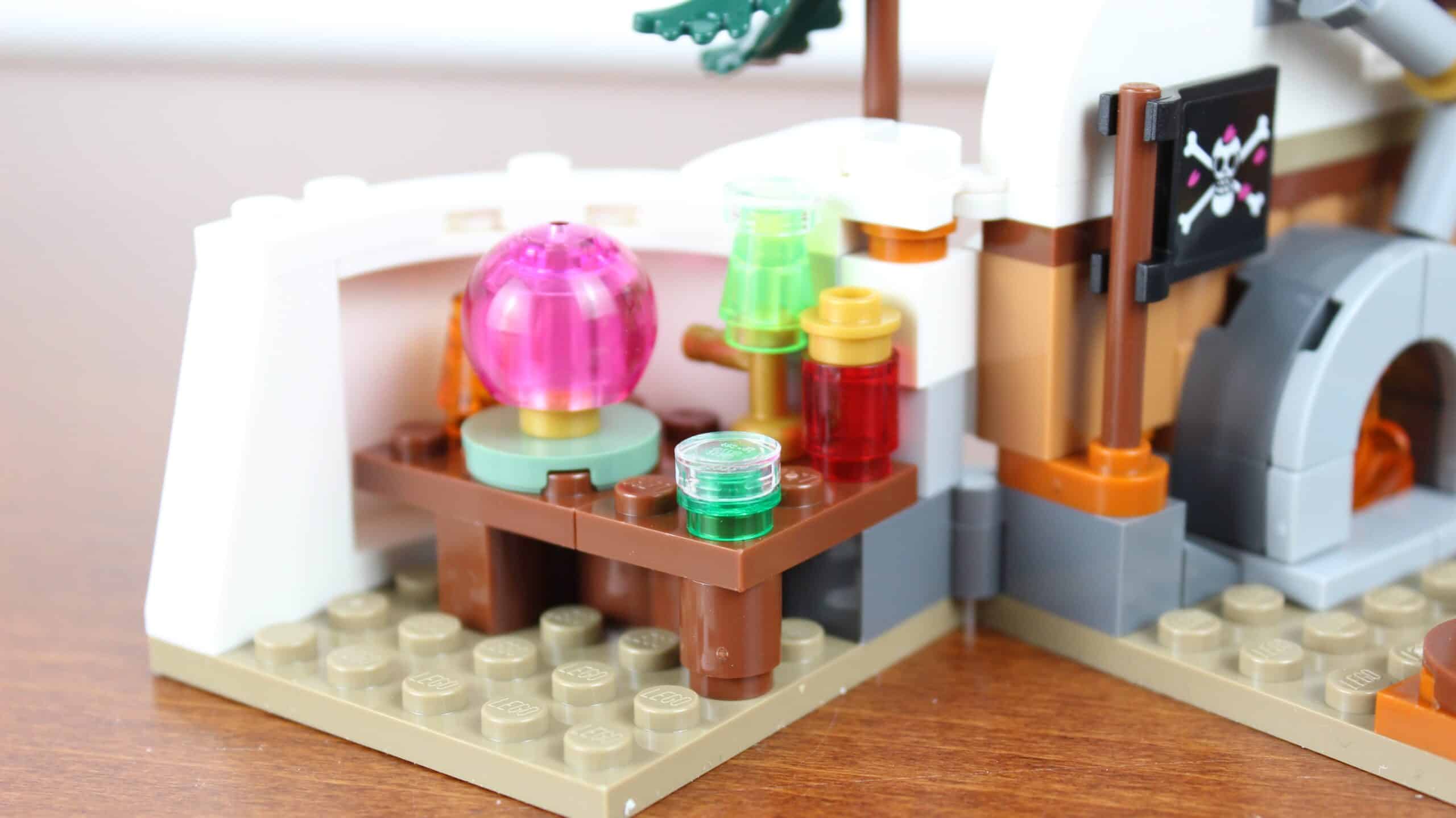 lego one piece 75641 dr. hiriluk's hideout 13